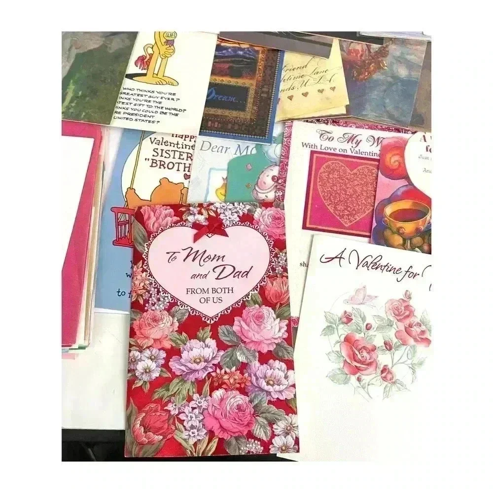 VTG 31 Greeting Cards Valentines Day Birthday Holiday Bears‎ Hearts UNUSED